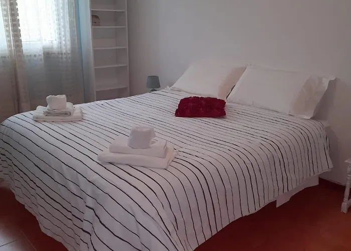 Dreamy Family Getaway Guest House 2Br, 2Ba